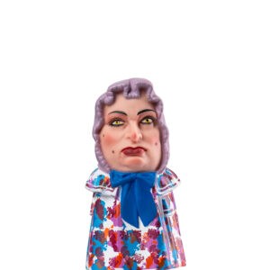 Figura de goma de la Nana de Montblanc amb mocador lila