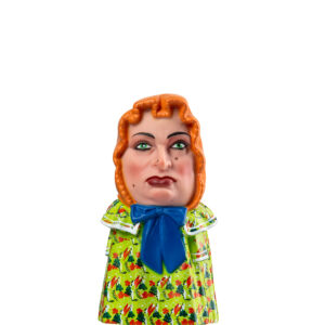 Figura de goma de la Nana de Montblanc amb mocador taronja